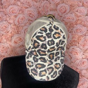 Brown leopard crisscross back ponytail hat